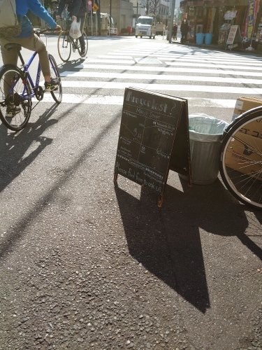 「道に迷ってませんか?」_a0075684_11251956.jpg