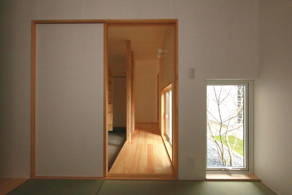 吹抜でつながるタテとヨコに広がる住まい オープンハウスの見どころ_b0349892_14345781.jpg
