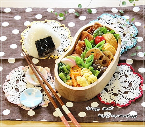 チキンカツ・すっぱ梅入りむすび弁当とペーパーホワイト水仙♪_f0348032_16495919.jpg