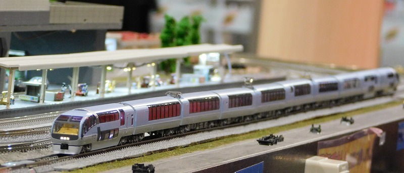 在籍車両】 JR ― KATO 251系 スーパービュー踊り子 登場時塗装
