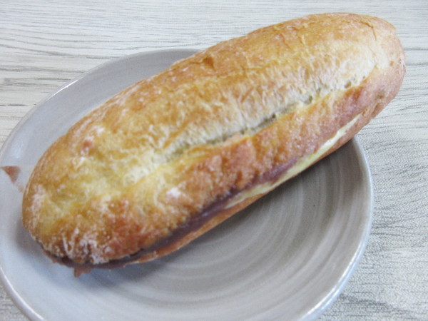 マチノパン あんことバターのフランスパン＠ローソン_c0152767_15292812.jpg