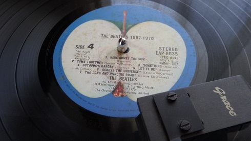 ビートルズ赤盤、青盤_a0064474_13253074.jpg