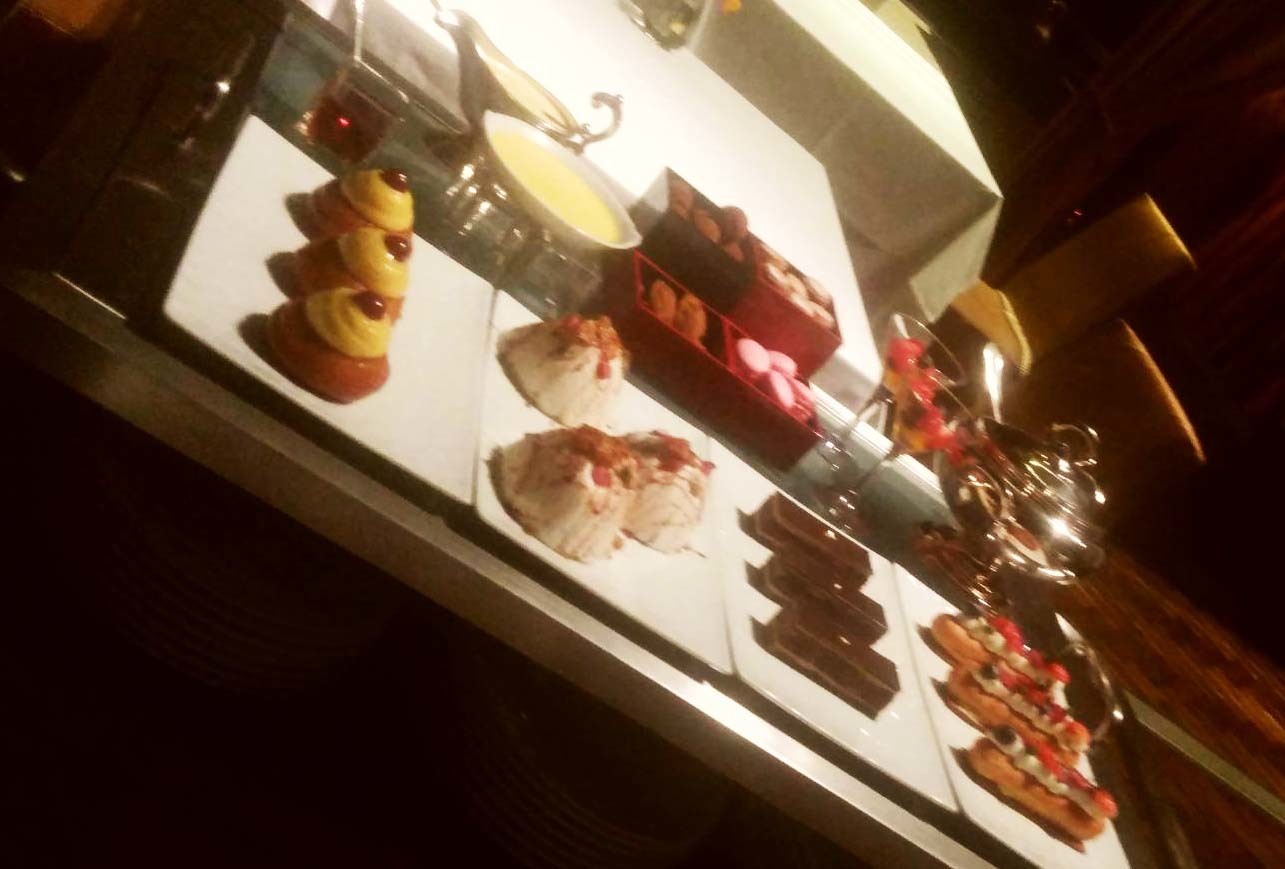 ポール・ボキューズでごちそう食べてワイン三昧しました♪_d0377645_08440188.jpg
