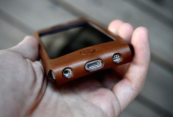 iPhone leather case_b0172633_20423276.jpg