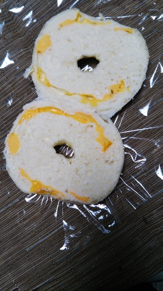 ベーグルワン チーズ_f0076001_21233548.jpg