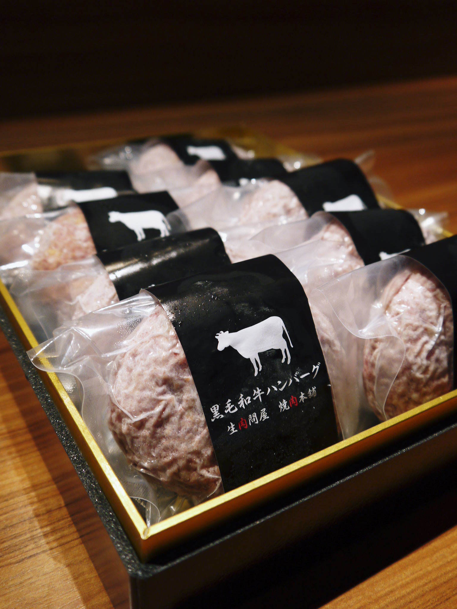熊本県産黒毛和牛の精肉販売に向けて 「中野畜産」の牧場を現地取材!こだわりのエサについて!_a0254656_18061844.jpg