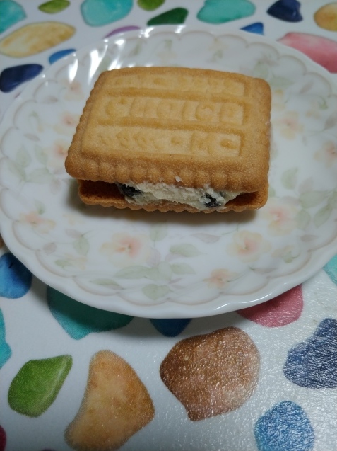 タッチの好きなお菓子_c0162773_19032496.jpg