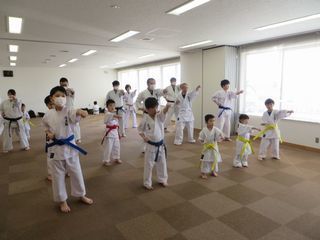 日曜空手　屯田教室　新琴似・新川教室_c0118332_13113431.jpg