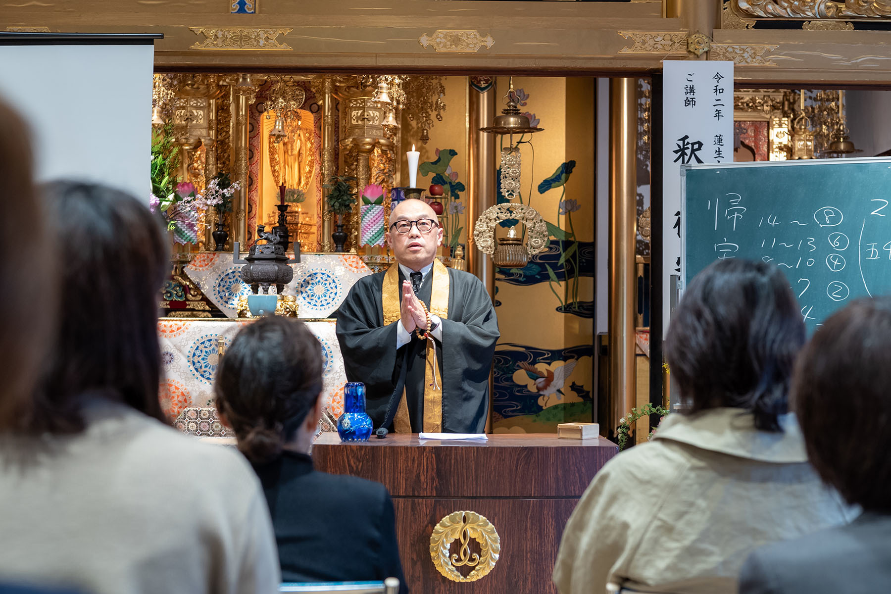 釈徹宗先生のお彼岸講話_c0028861_21011477.jpg