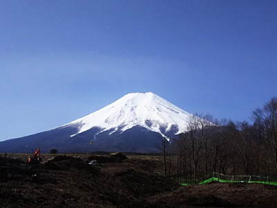 ウォーキング(山中湖)_f0040493_00512369.jpg
