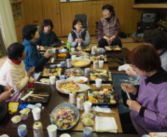 女性会の役員引継ぎ_c0116915_00064337.jpg