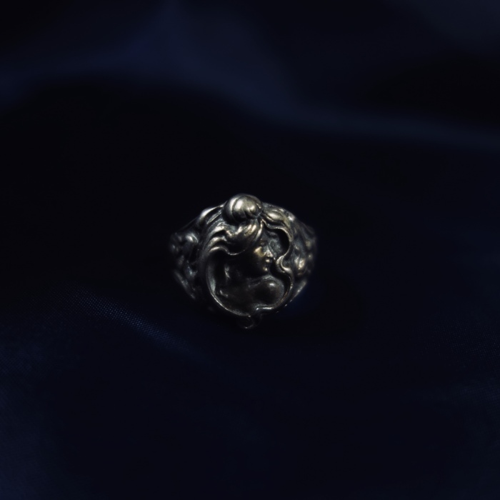 経年変化 / classique lady ring_e0130546_18114749.jpg