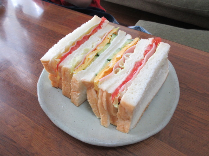 今日のお昼は何?_d0154954_17434241.jpg