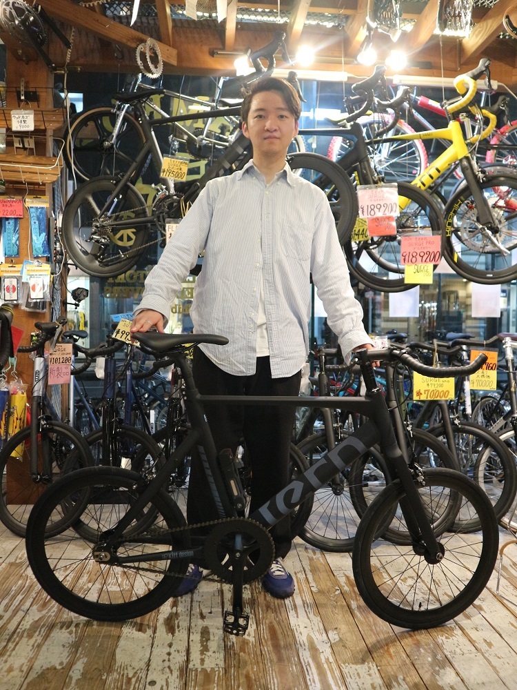 3月23日 渋谷 原宿 の自転車屋 FLAME bike前です_e0188759_18054967.jpg