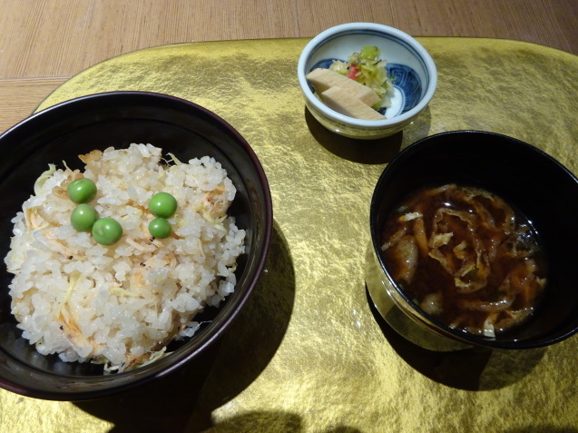 鬼怒川金谷ホテル (7) 夕食の続き~朝_b0405262_23485682.jpg