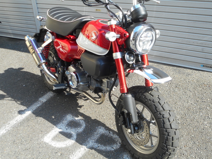 モンキー125にヨシムラマフラーを付ける : 北九州市小倉北区のバイク屋