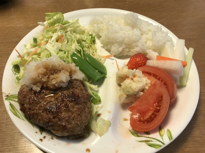 家庭料理が恋しくなって(ハンバーグも)_b0100062_18112451.jpeg