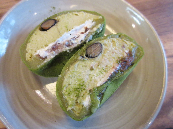 【青いクマ】美濃焼ぷりん大福(織部)抹茶_c0152767_11324935.jpg