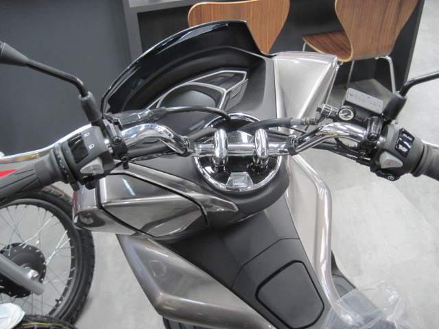 特別なＰＣＸ（ＪＦ８１）_d0368592_20421798.jpg