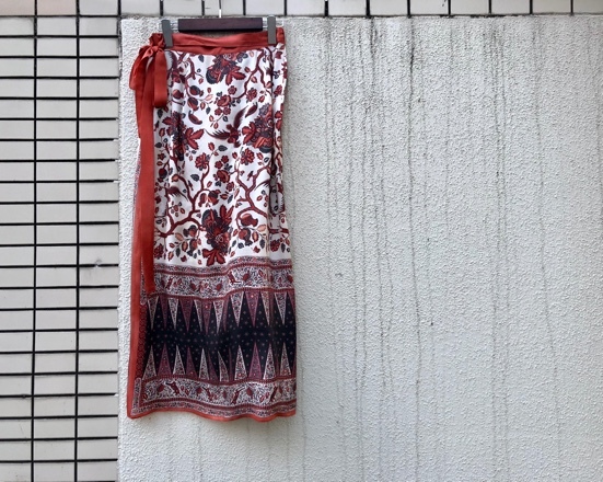 cardofabrica◇インドネシアバティック更紗ラップスカート