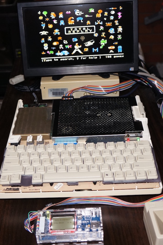 Apple IIc 本体＋フロッピーエミュレータ＋純正バッグ 動作未確認 Apple IIc 本体＋フロッピーエミュレータ＋純正バッグ 動作