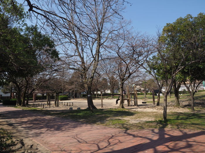佐伯区民文化センター&五日市中央公園_c0116915_00085092.jpg