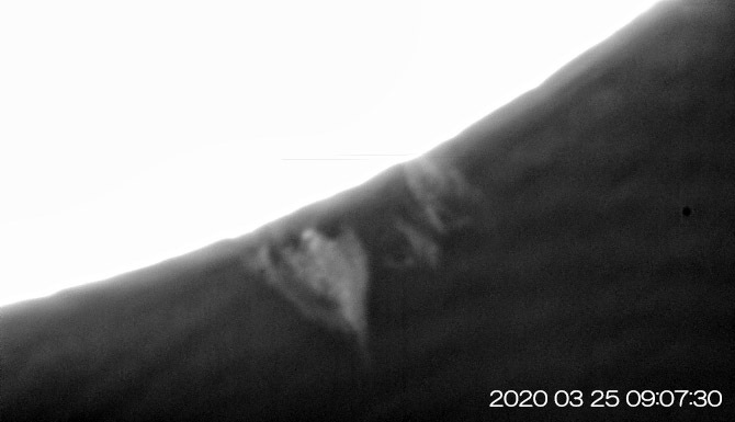 3月25日の太陽_e0174091_15433917.jpg