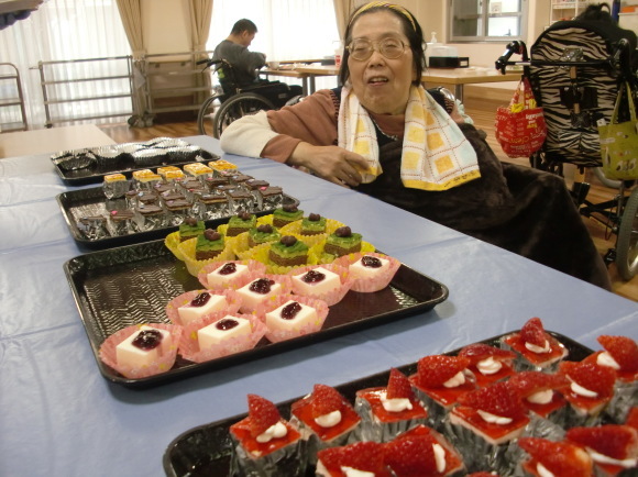 ひなまつり会 スイーツバイキング_b0234525_12524520.jpg