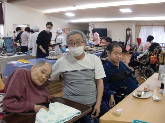 ひなまつり会 スイーツバイキング_b0234525_12583212.jpg