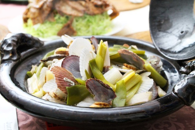 キャベツを食べる「豚の生姜焼き」_d0377645_23073462.jpg