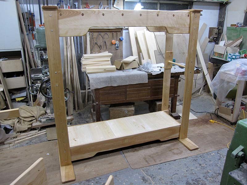 MIKI Kota STYLE by Art Furniture Gallery