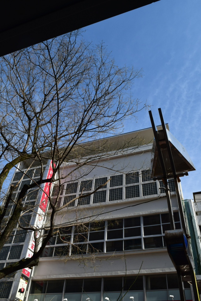 横浜市中区伊勢佐木町の不二家横浜センター店(昭和モダン建築再訪)_f0142606_08033688.jpg
