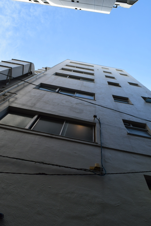 横浜市中区伊勢佐木町の不二家横浜センター店(昭和モダン建築再訪)_f0142606_08541014.jpg