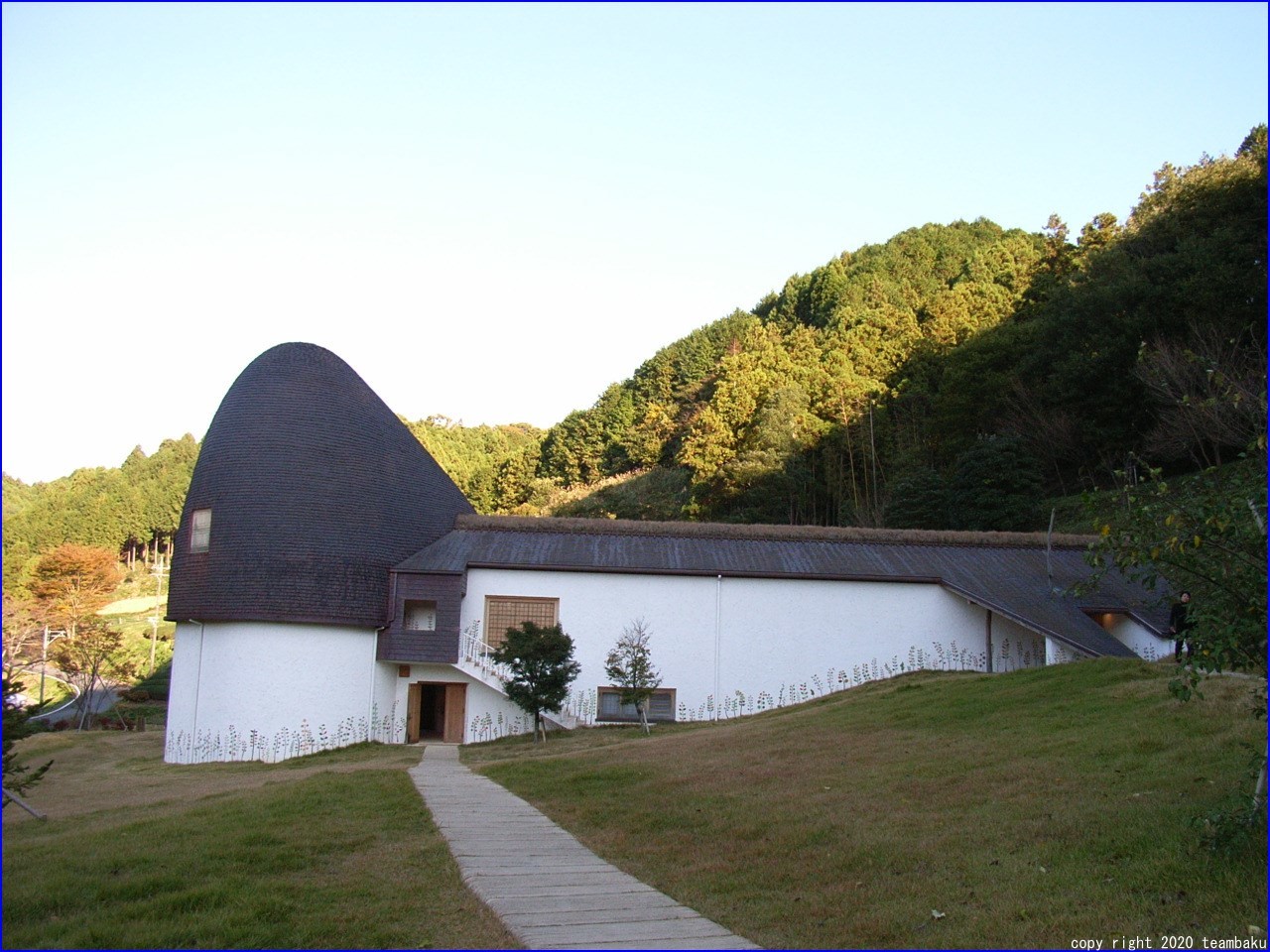 ねむの木学園に思う_c0376508_10412481.jpg
