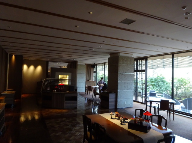 鬼怒川金谷ホテル (8) 朝食_b0405262_14565947.jpg