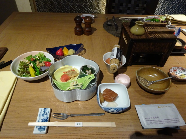 鬼怒川金谷ホテル (8) 朝食_b0405262_14585646.jpg