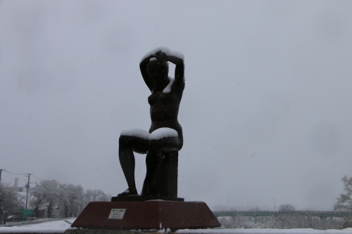 朝の散歩は「彼岸過ぎての七雪」２０２０．３．２９_c0075701_09500863.jpg