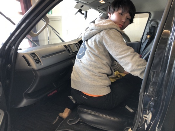 3月29日(日)新車アルファードSCパケあります♪ ランクル ハマー エスカレード TOMMY♡_b0127002_17581966.jpg