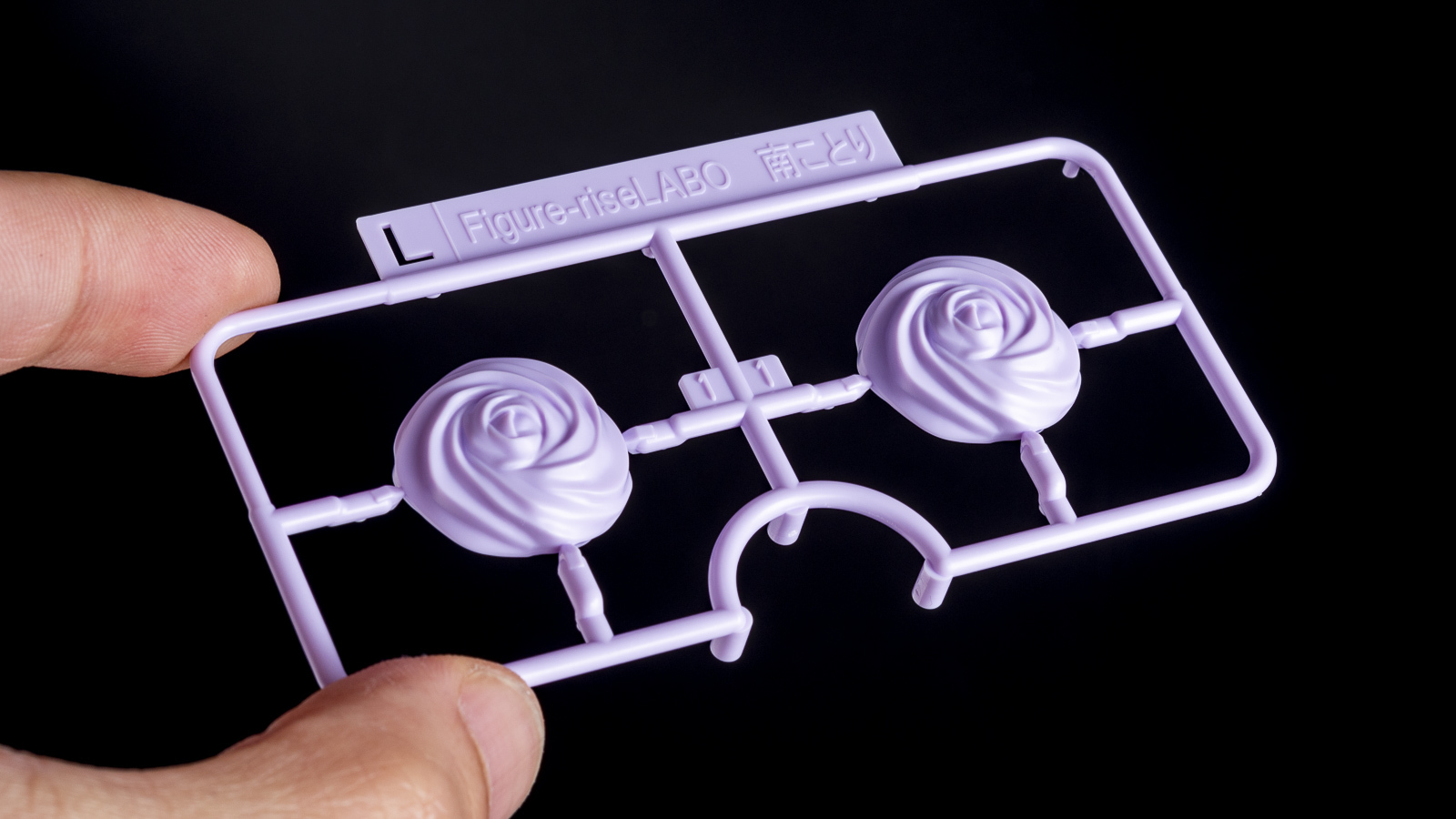 南ことりのスカートの向こう側に、あらゆるプラモデルの本質を見る。_b0029315_17335280.jpg