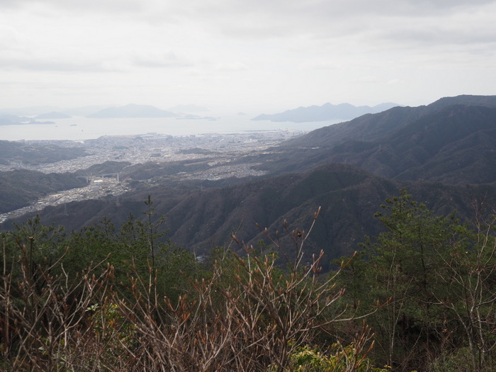 窓ヶ山登山(白川登山口)_c0116915_23422771.jpg