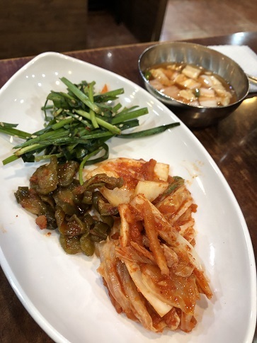 ソウルの旅はおあずけ・・・記憶旅③ 最初のご飯は_b0060363_16234480.jpeg