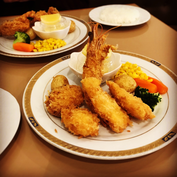 揚げ物とアイスとジェットコースター。_b0061023_12254708.jpg