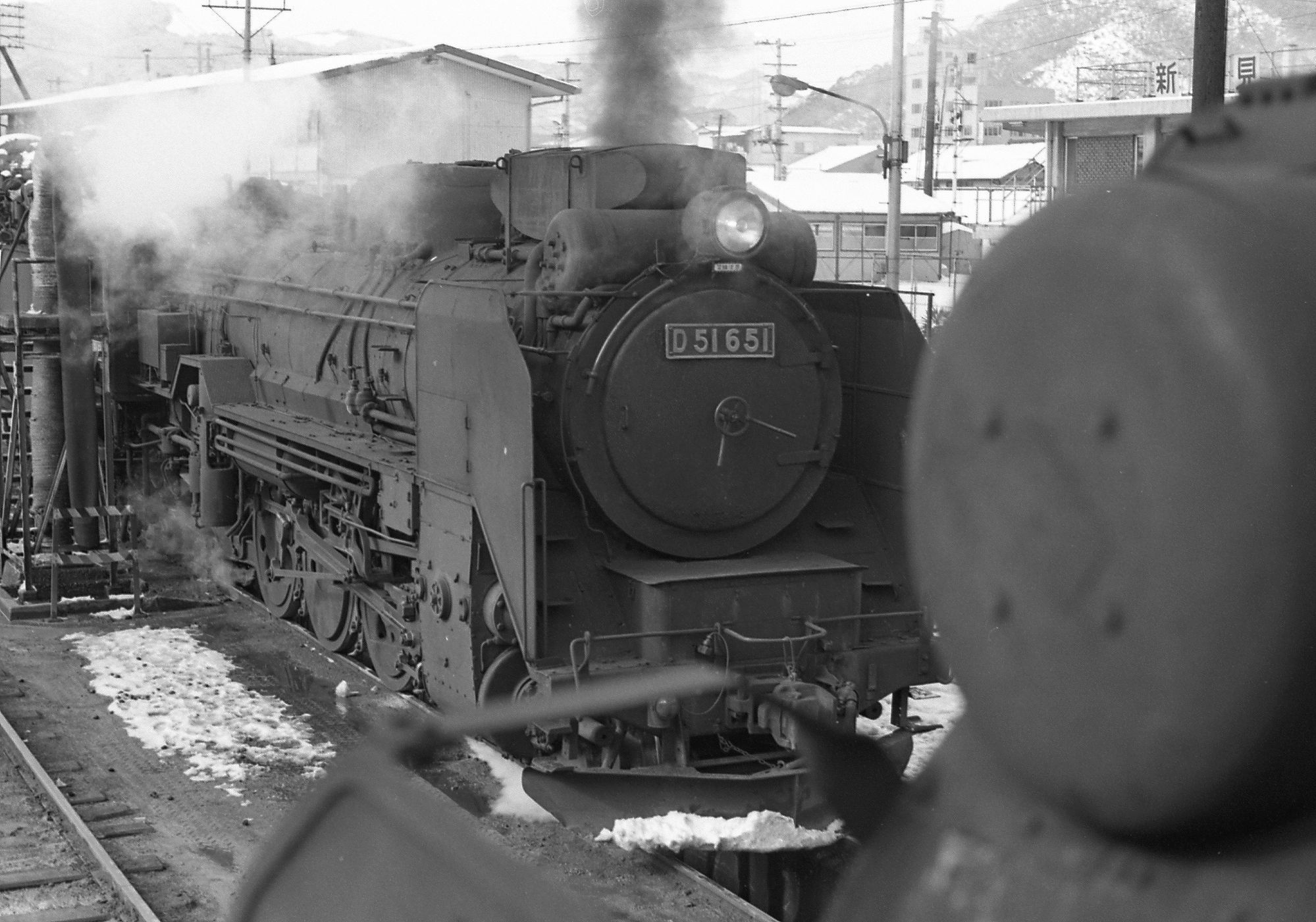 昔、機関区・駅で出会った車輌達（19）新見機関区 D51651_a0396125_18165146.jpg