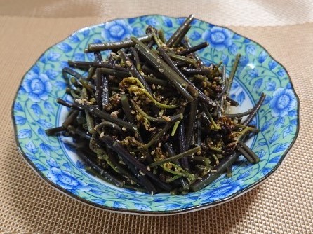 お久しぶりの山菜料理 わらびの和風ナムル Candy Sarry 2 お久しぶりの山菜料理 わらびの和風ナムル Candy Sarry 2