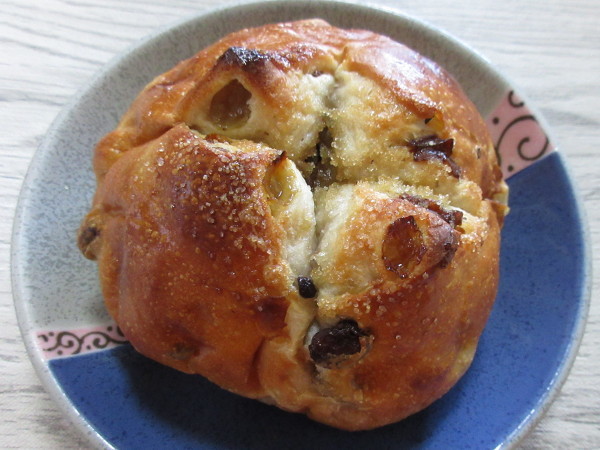 【パンの店 カッタン】ノアレザン_c0152767_19132049.jpg