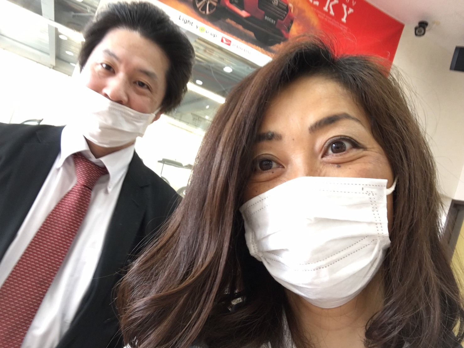 4月2日(木)本店ブログ★ トラックもあります!!! ランクル ハマー エスカレード TOMMY_b0127002_18414512.jpg