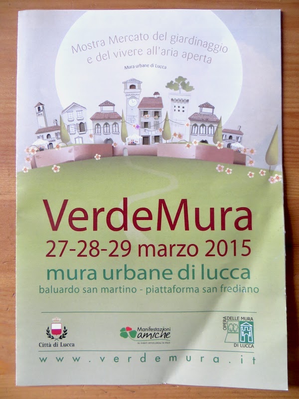 ルッカ囲む城壁の上の花の市 VerdeMura_f0234936_2340629.jpg
