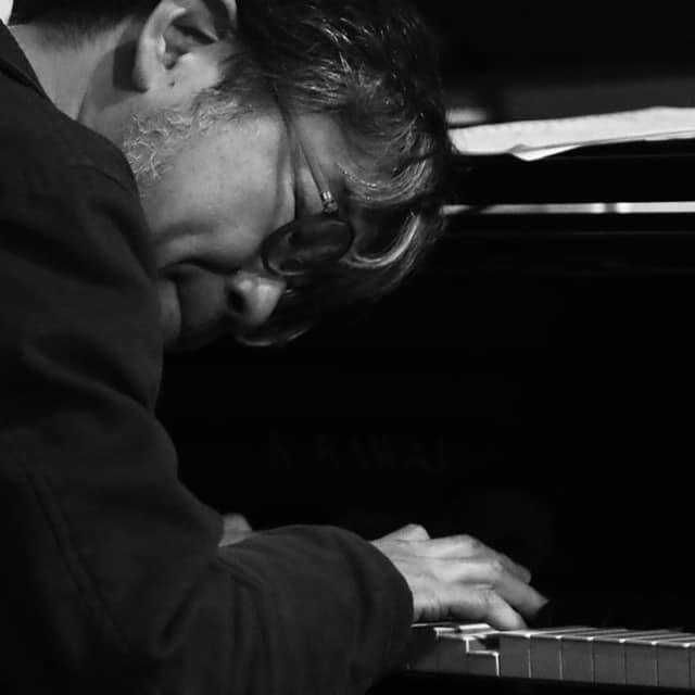 広島 ジャズライブ カミン Jazzlive Comin本日4月3日金曜日の催し_b0115606_11263024.jpeg