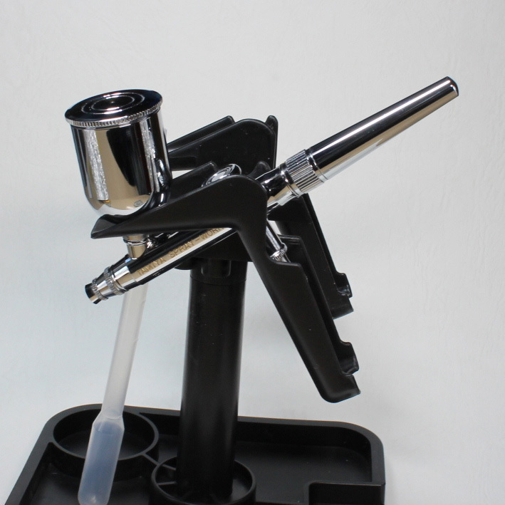エアーブラシスタンドⅡ スプレーワーク : ホビーやっぱり増える