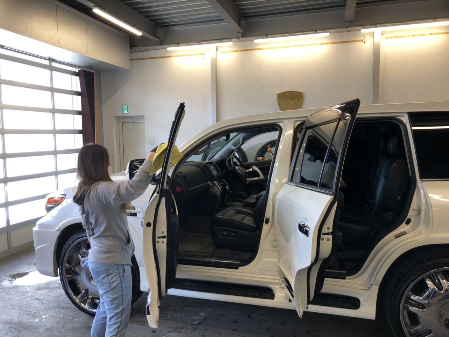 4月4日(土)本店ブログ♬ A様 ランクル納車♡ ランクル ハマー エスカレード TOMMY♡_b0127002_15442866.jpg
